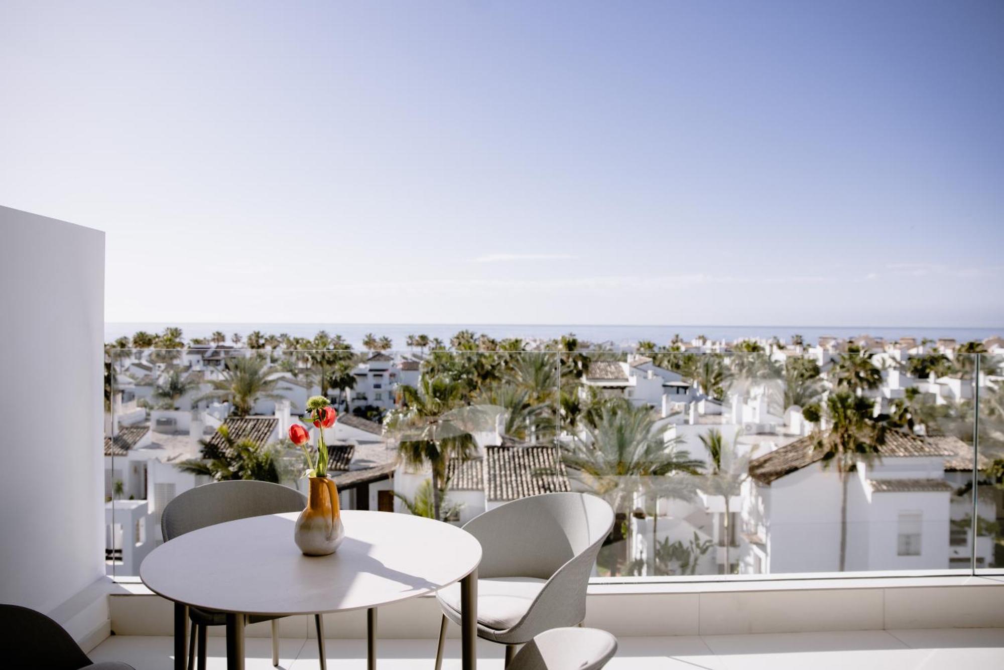 The Flag Hotel Marbella, Estepona Adult Recommended Eksteriør bilde