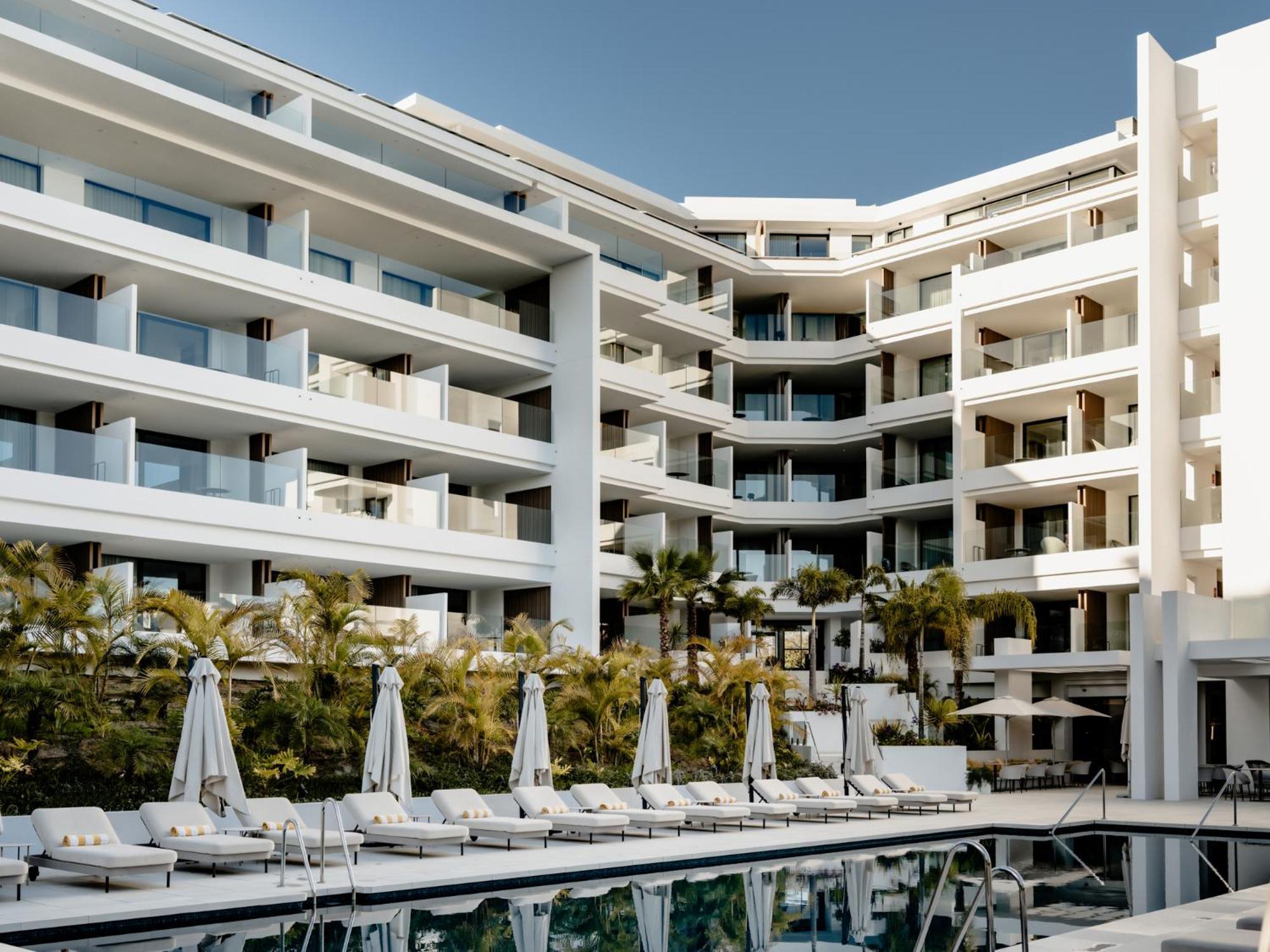 The Flag Hotel Marbella, Estepona Adult Recommended Eksteriør bilde